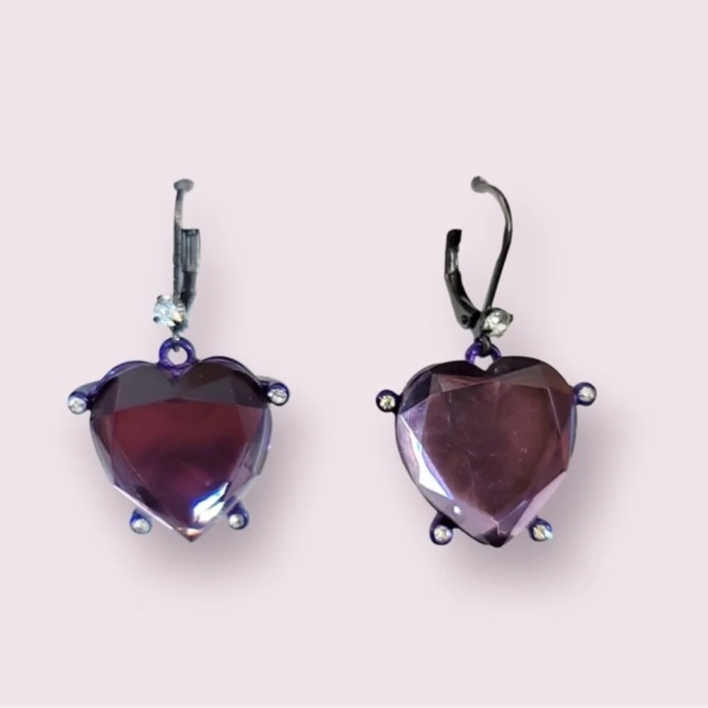 Betsey Johnson Purple Stone Heart Earrings